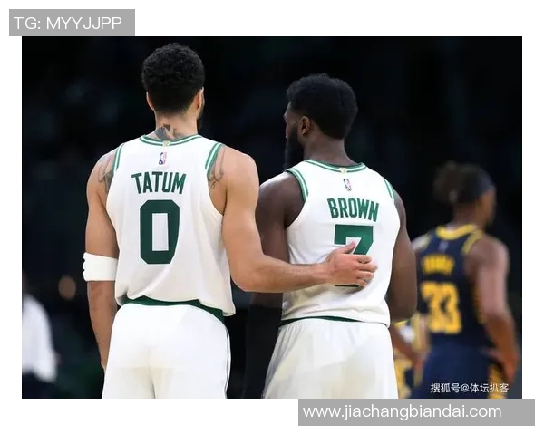 凯尔特人此役板凳球员共得到44分，其中3人得分上双