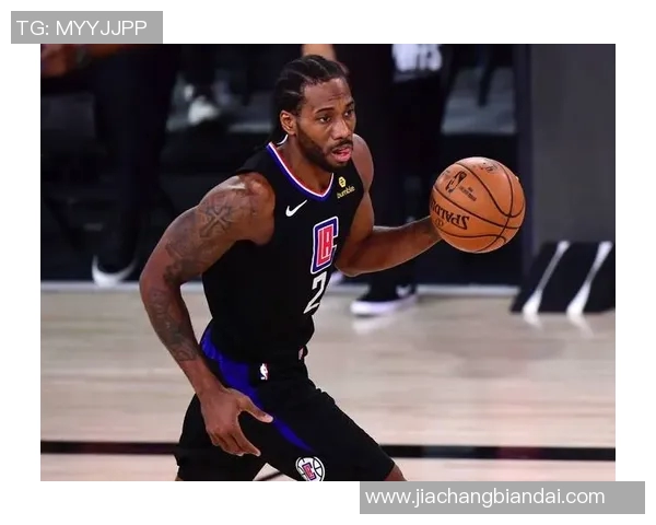 伦纳德半场26分助快船大比分领先国王