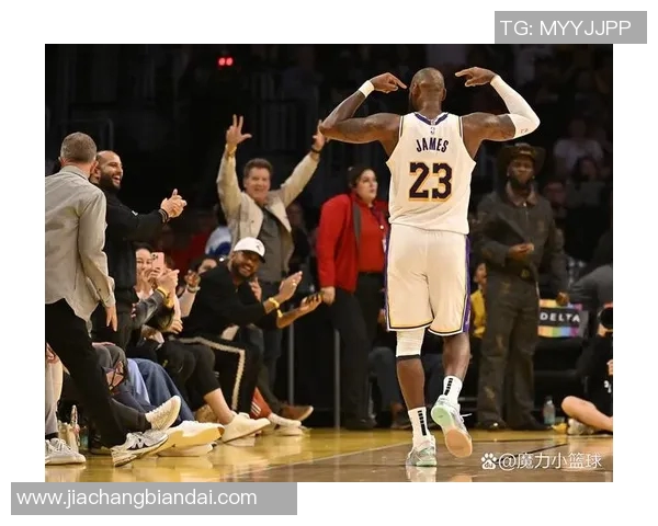 赛季首次三双！詹姆斯轰28+10+12连创纪录 率领湖人重返西部第5